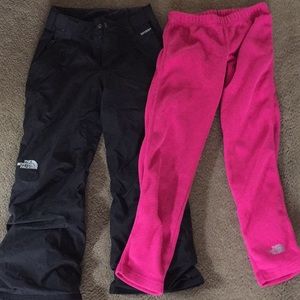 The North Face girl ski/snow pants. Size M (10/12)